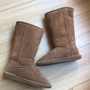 Bearpaw Elle tall tan wool lined boots